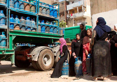 تزاحم على اسطوانات الغاز ببنى سويف - أرشيفية